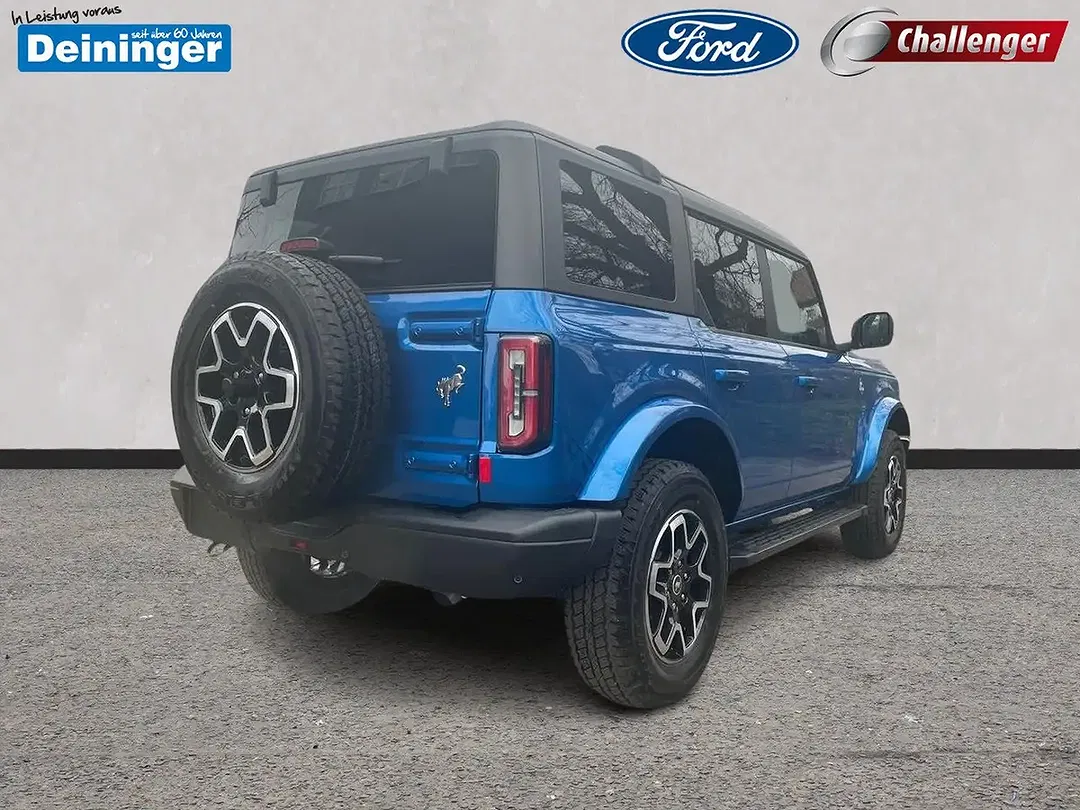 Ford Bronco - Thumbnail 5