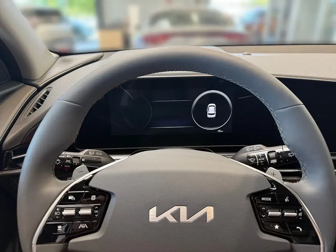 Kia Niro - Thumbnail 14