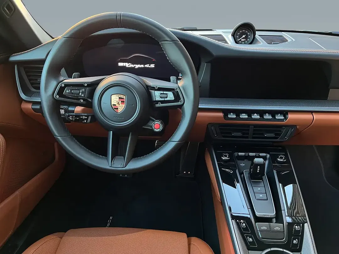 Porsche 992 - Thumbnail 9