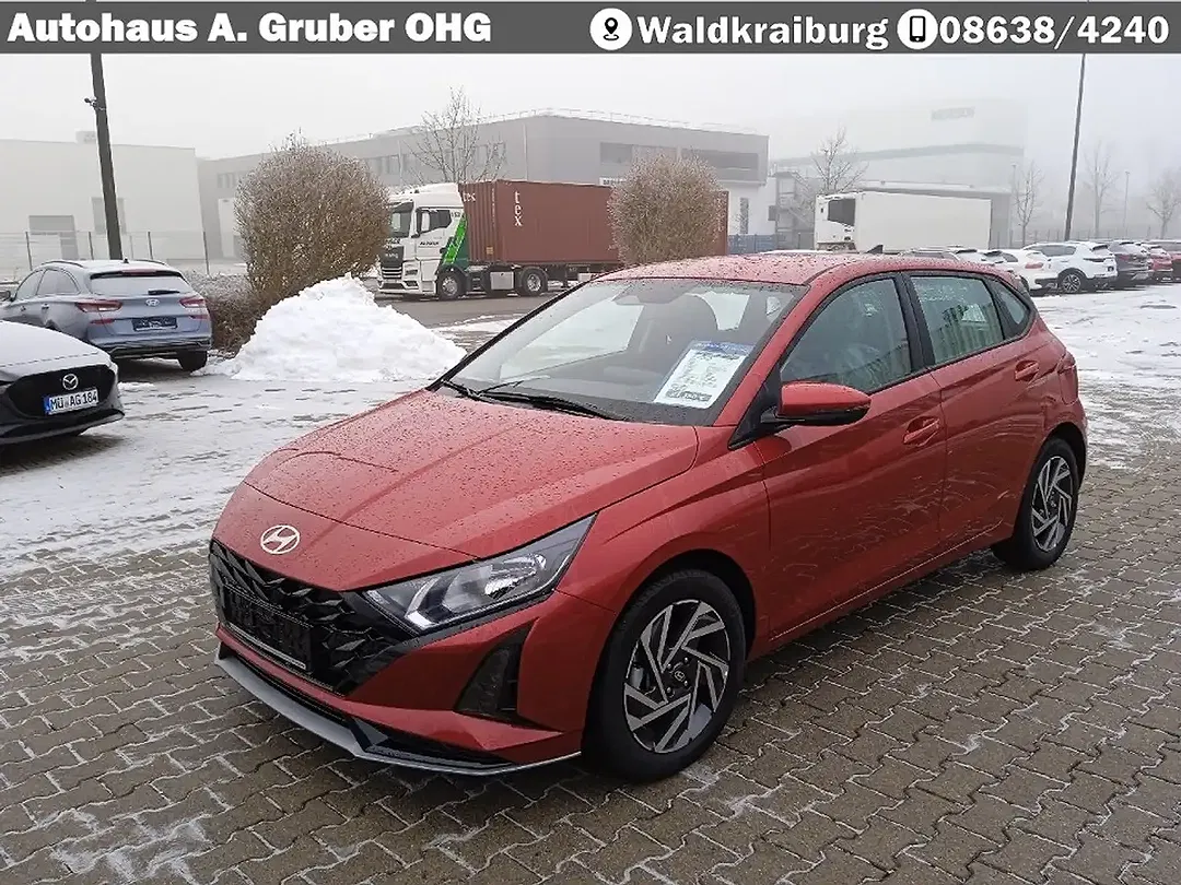 Hyundai i20 - Thumbnail 1