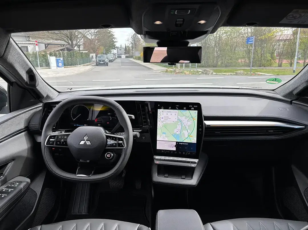 Mitsubishi Eclipse Cross - Thumbnail 10