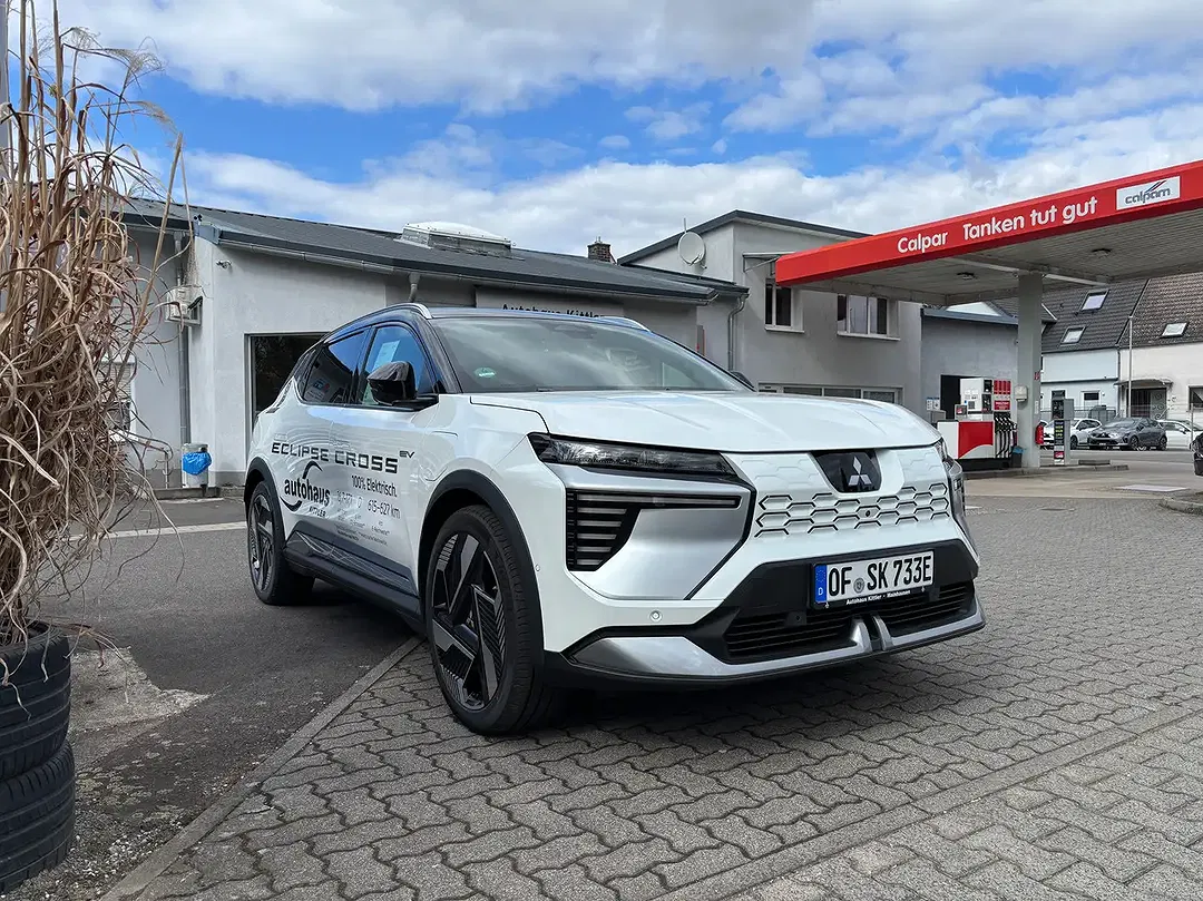 Mitsubishi Eclipse Cross - Thumbnail 2