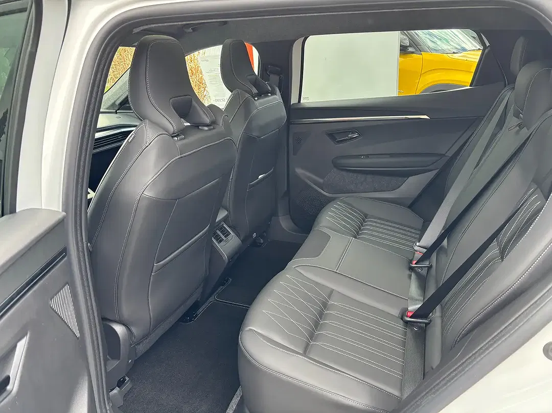 Mitsubishi Eclipse Cross - Thumbnail 9