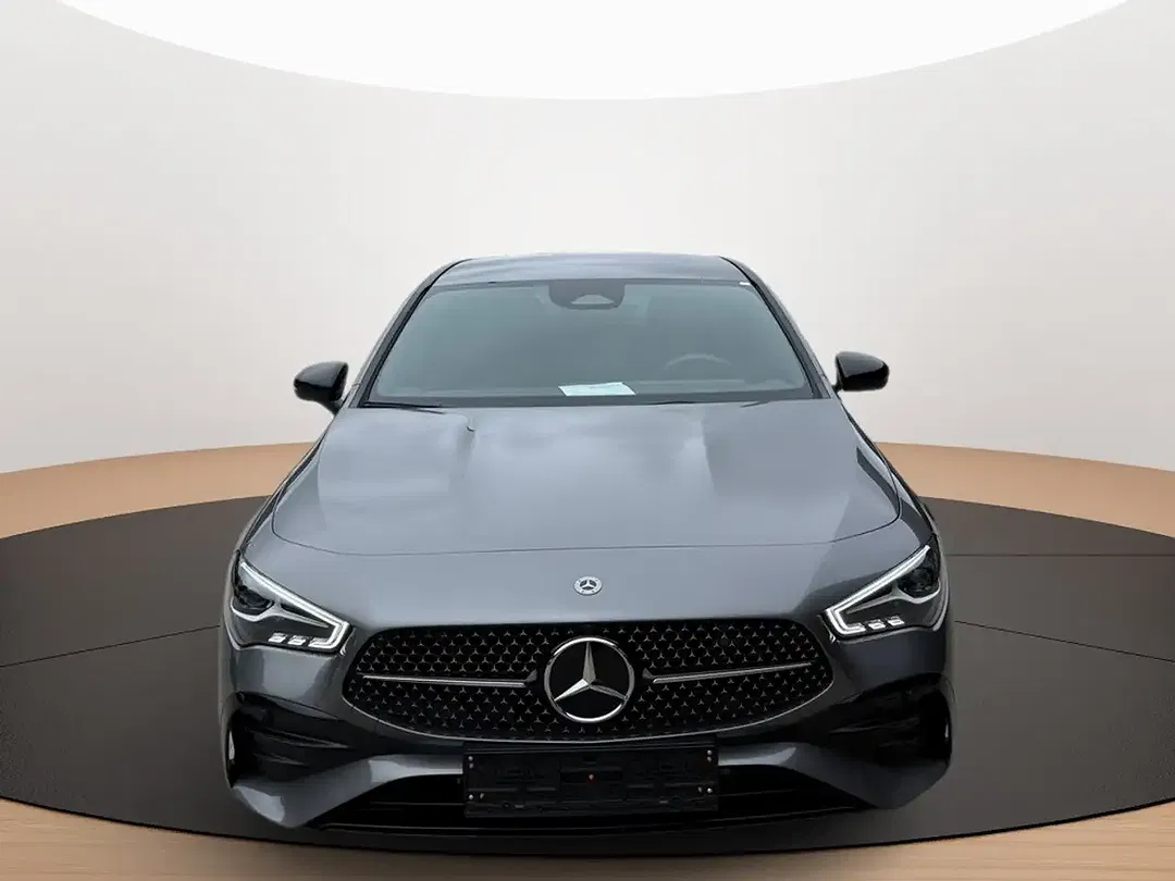 Mercedes-Benz CLA 200 - Thumbnail 2