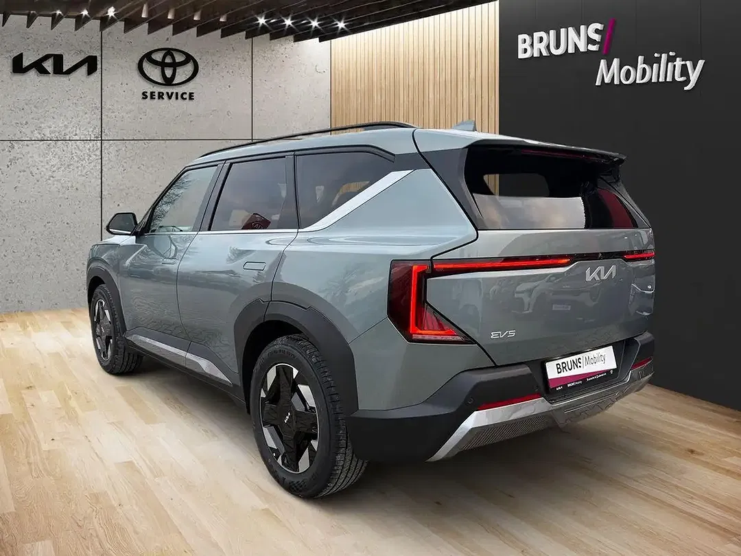 Kia EV5 - Thumbnail 5
