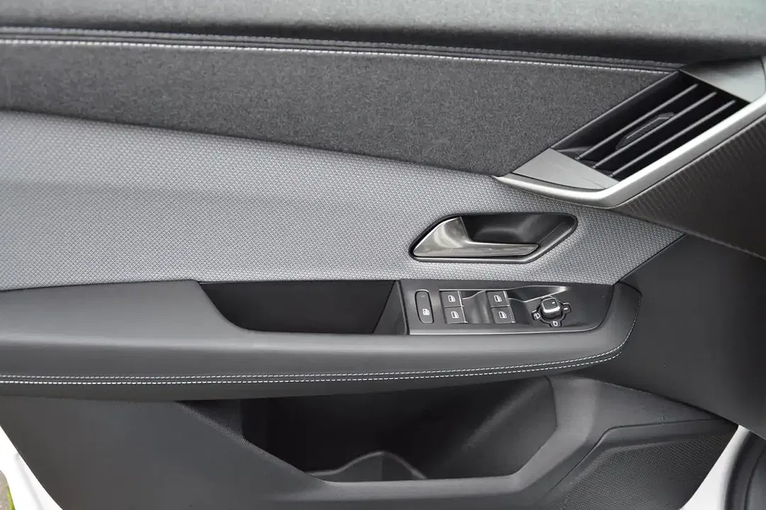 Opel Grandland - Thumbnail 8