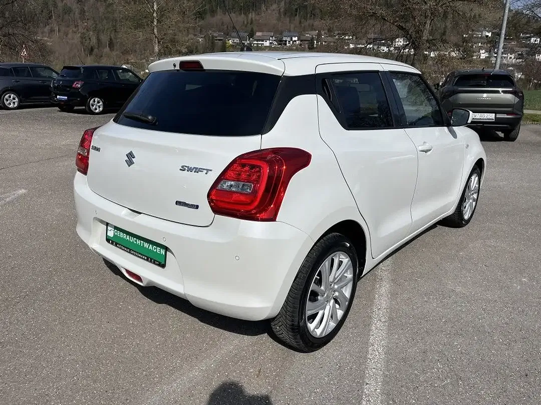 Suzuki Swift - Thumbnail 6