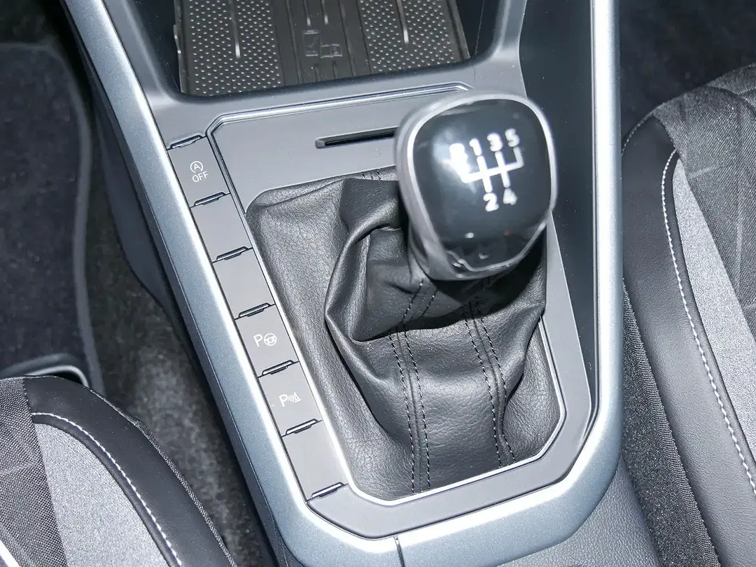 Volkswagen Polo - Thumbnail 9
