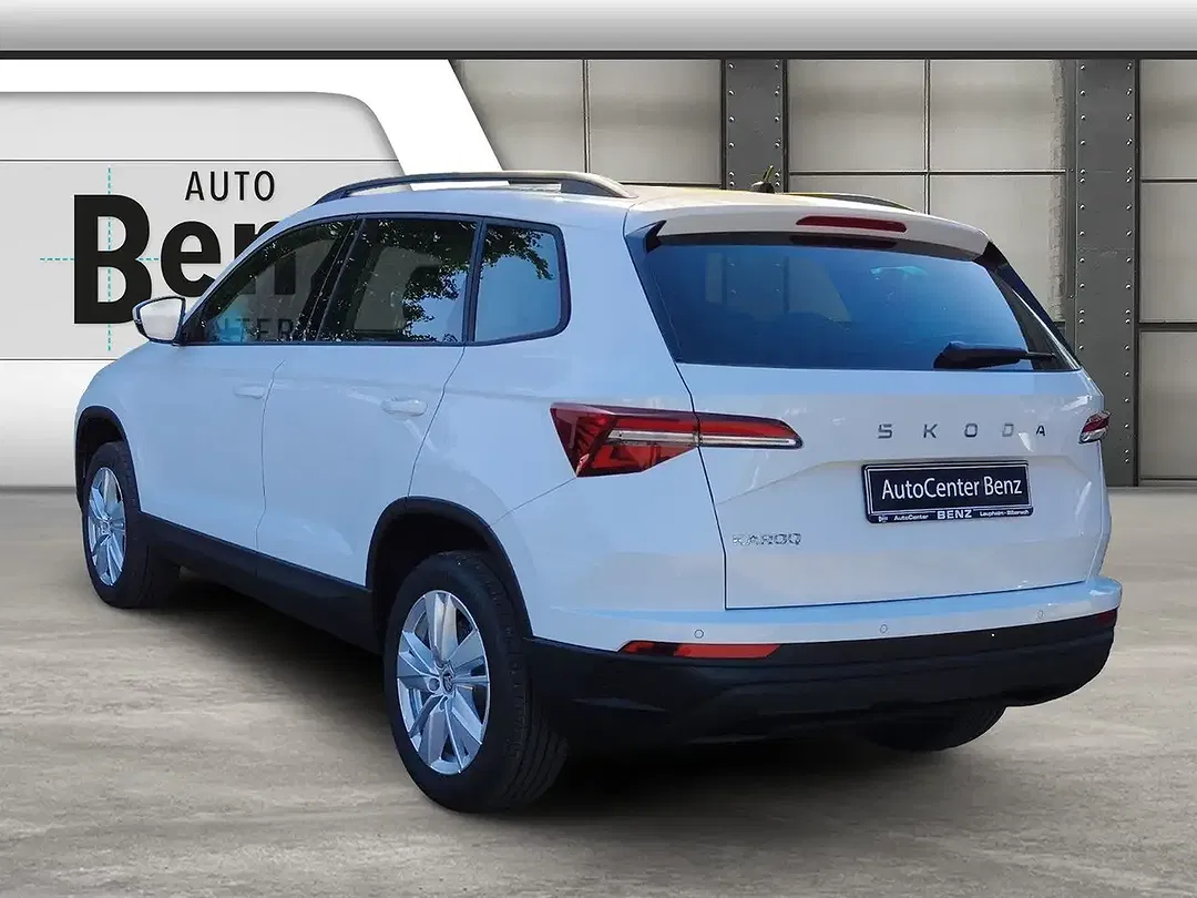 Skoda Karoq - Thumbnail 3