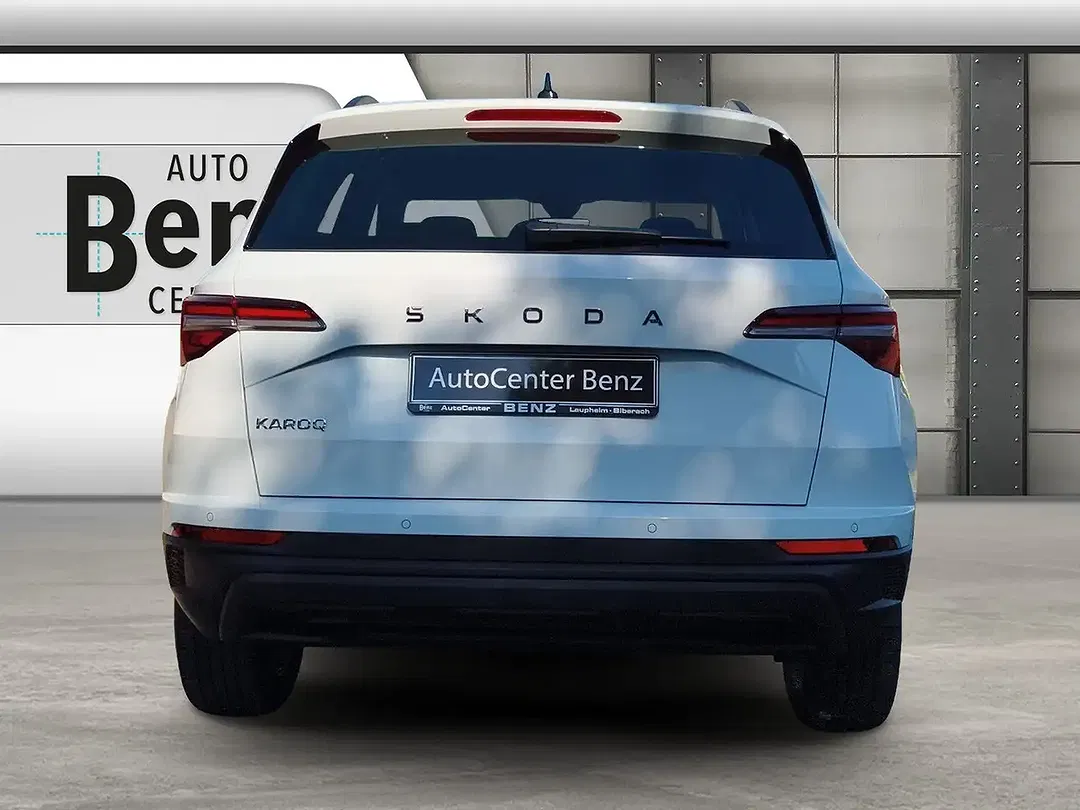 Skoda Karoq - Thumbnail 4