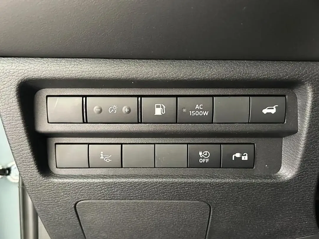 Mitsubishi Outlander - Thumbnail 10