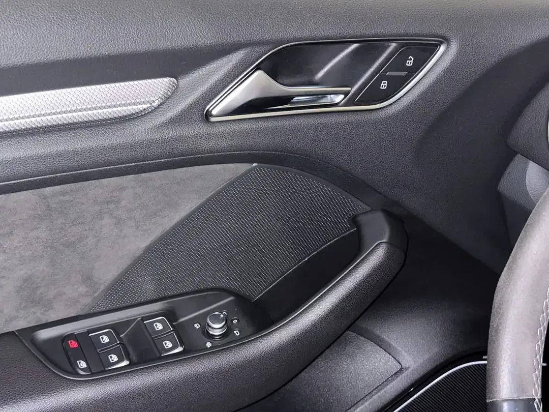 Audi RS3 - Thumbnail 12