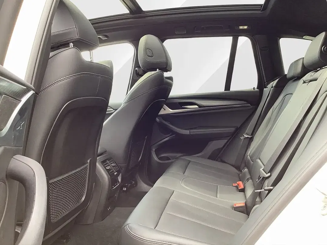 BMW X3 - Thumbnail 13