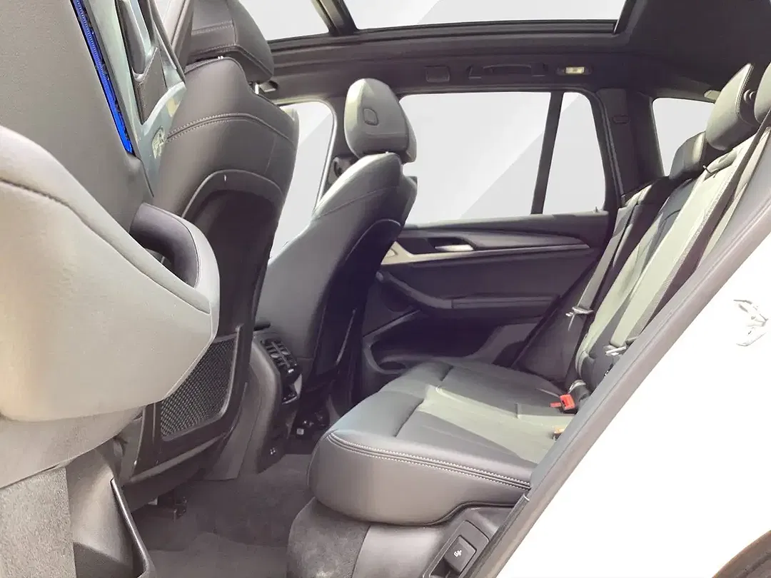 BMW X3 - Thumbnail 14