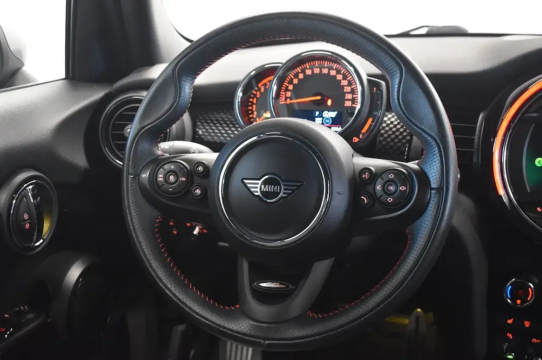 MINI Cooper - Thumbnail 11