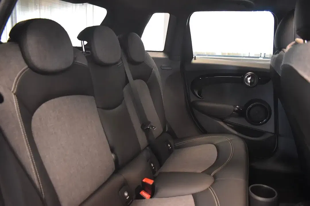 MINI Cooper - Thumbnail 14