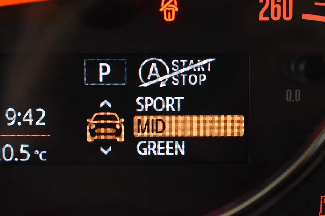 MINI Cooper - Thumbnail 20