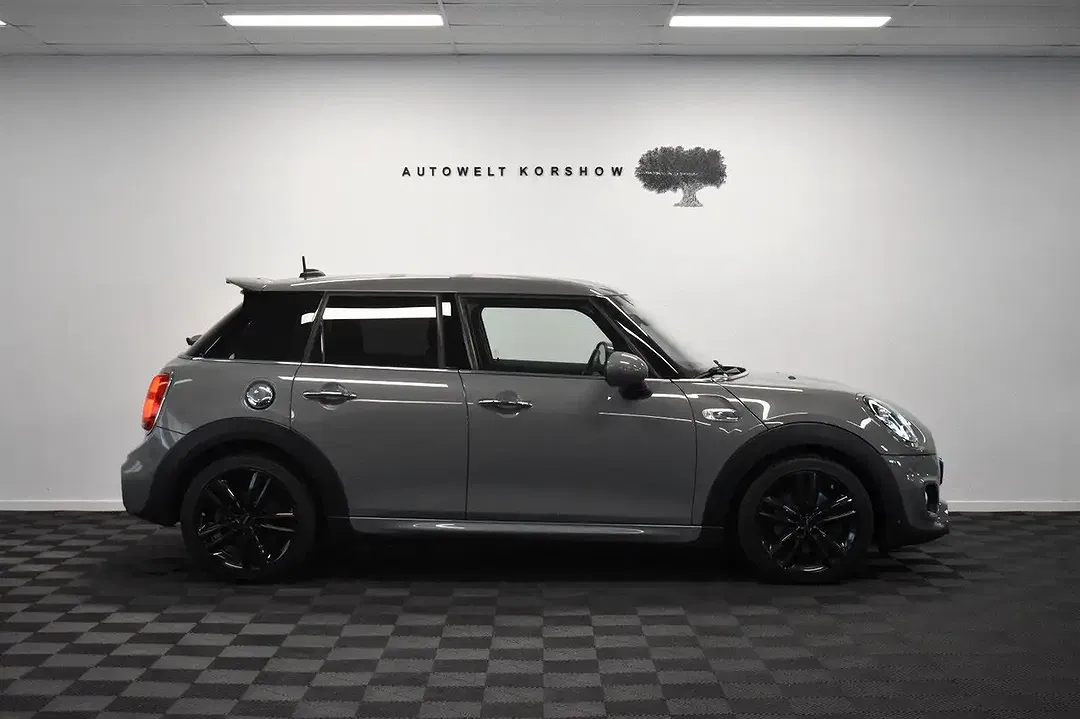 MINI Cooper - Thumbnail 4