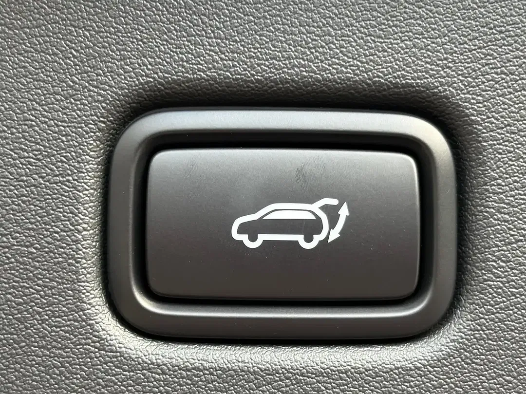 Kia EV6 - Thumbnail 10