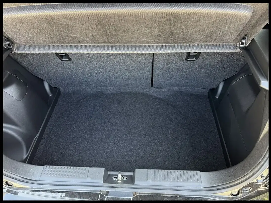 Suzuki Swift - Thumbnail 4