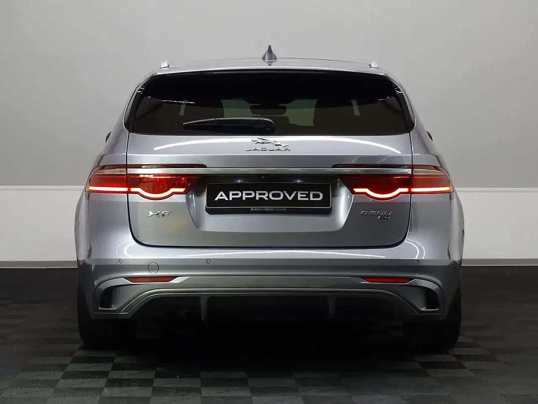 Jaguar XF - Thumbnail 5