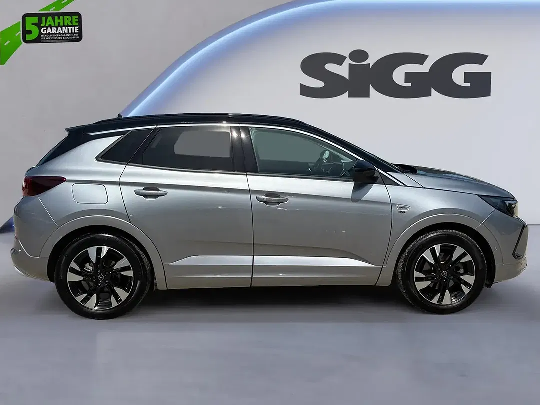 Opel Grandland - Thumbnail 8
