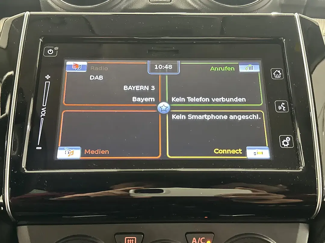 Suzuki Swift - Thumbnail 10