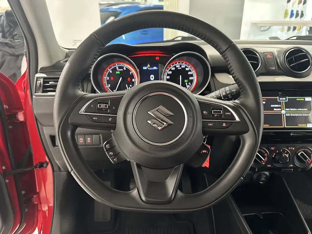 Suzuki Swift - Thumbnail 8