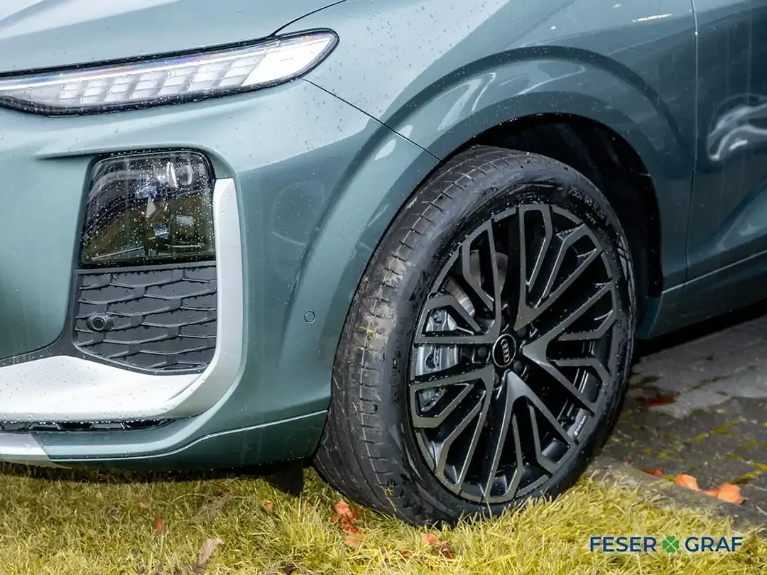 Audi Q3 - Thumbnail 13