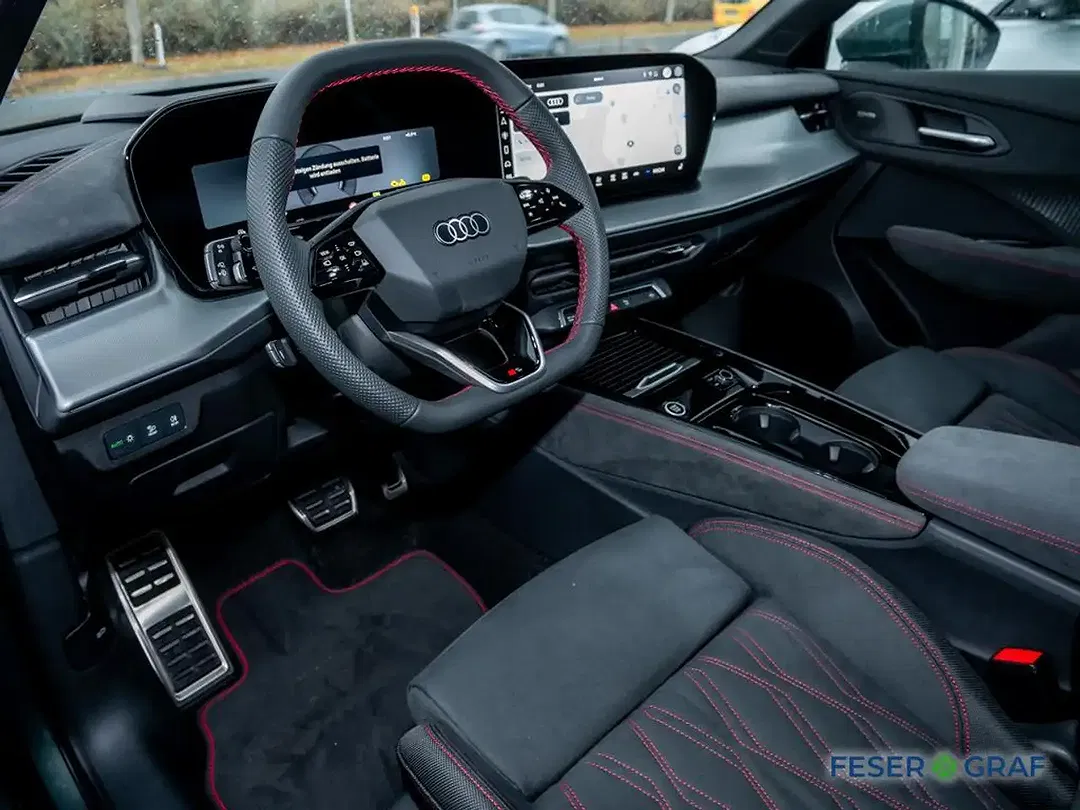 Audi Q3 - Thumbnail 6