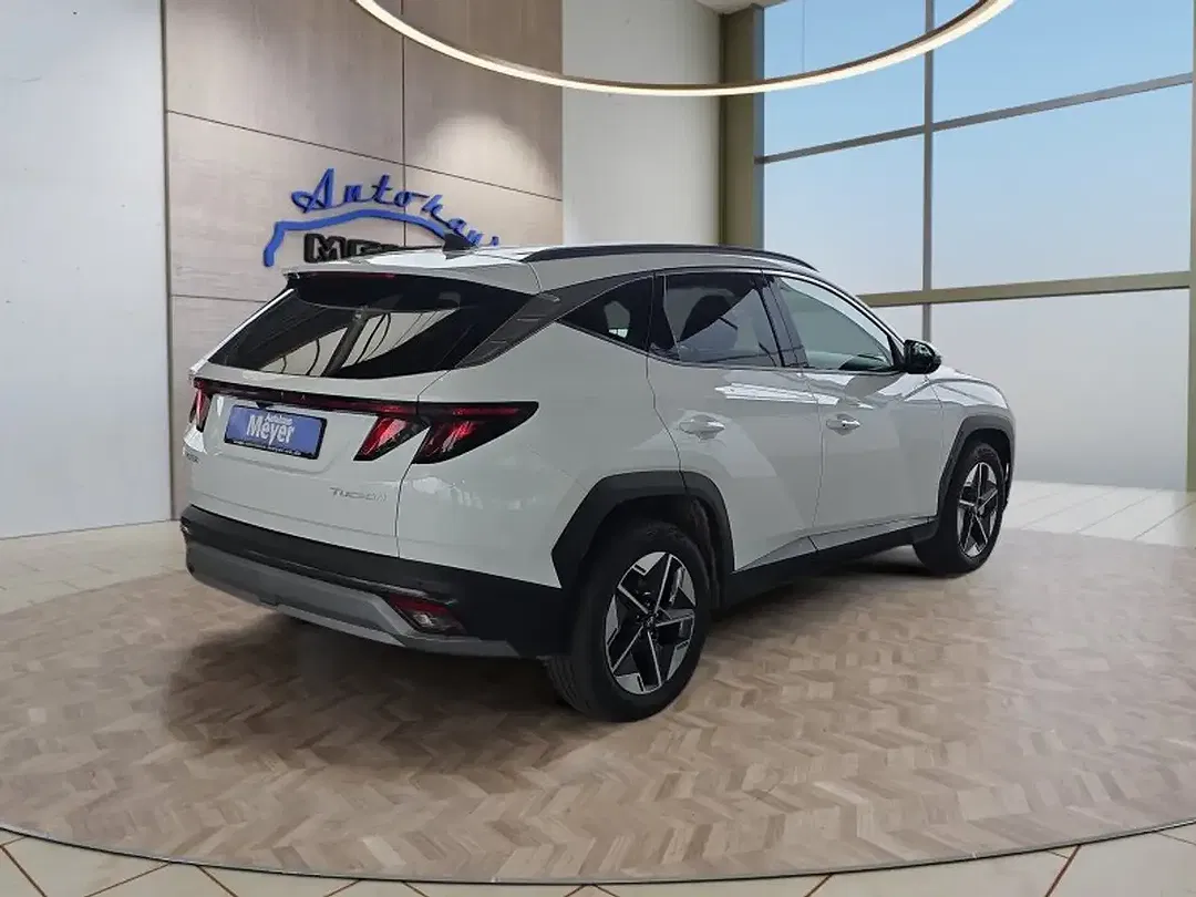 Hyundai TUCSON - Thumbnail 5