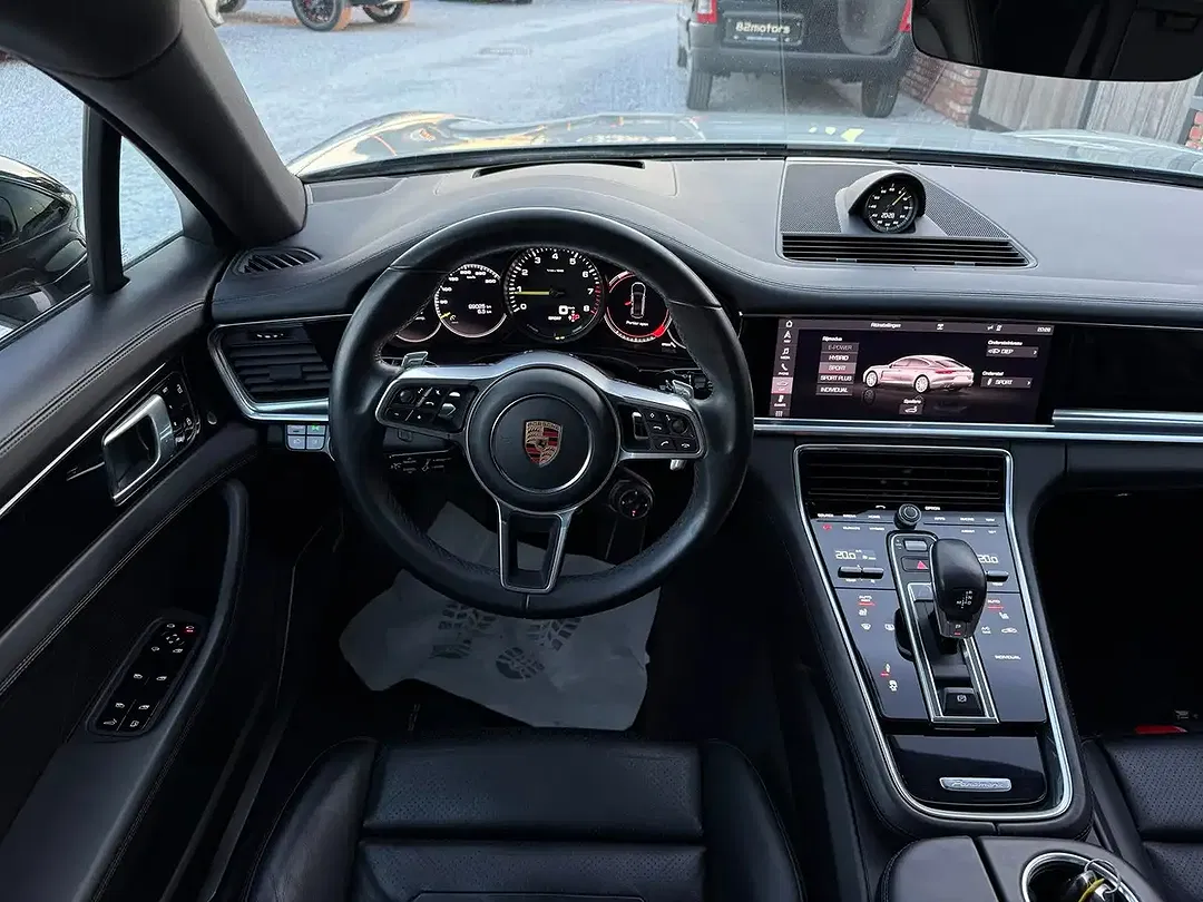 Porsche Panamera - Thumbnail 17