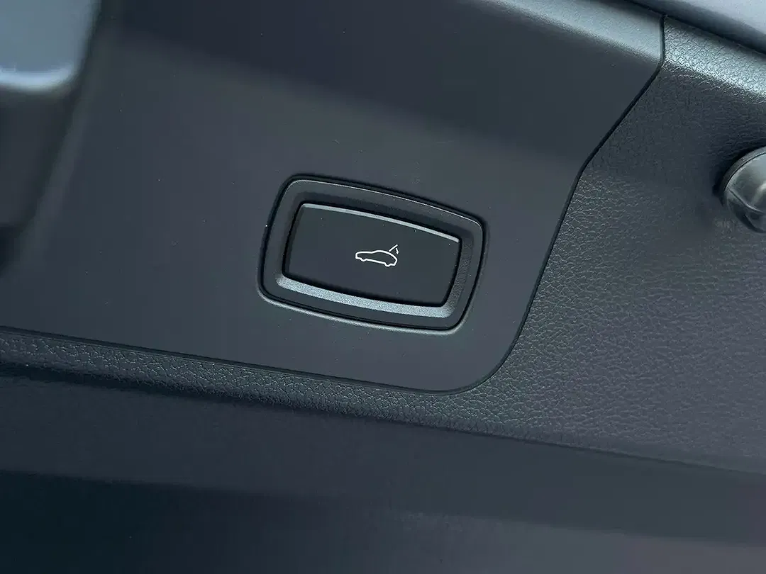 Porsche Panamera - Thumbnail 21