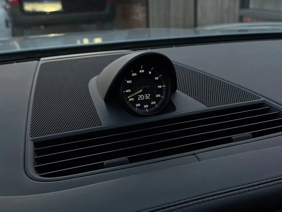 Porsche Panamera - Thumbnail 36