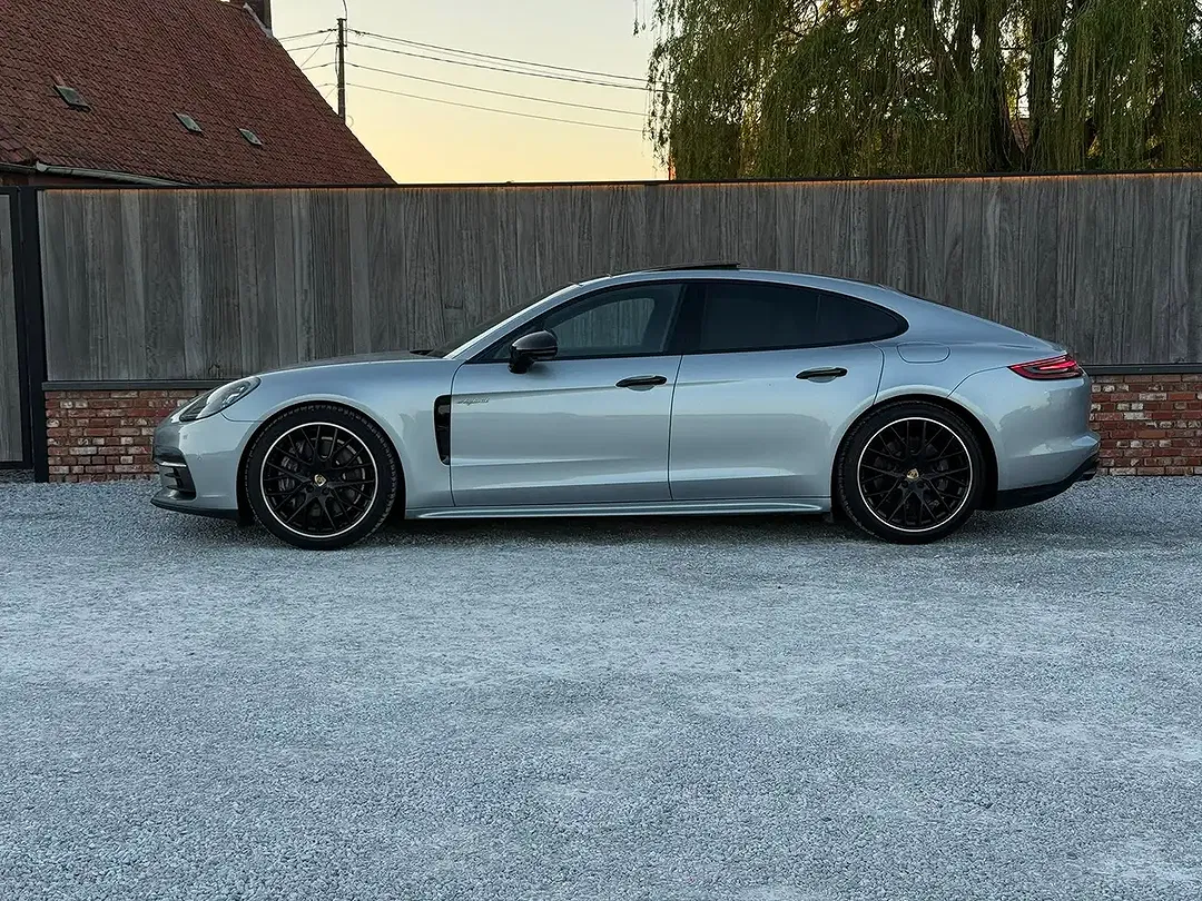 Porsche Panamera - Thumbnail 5