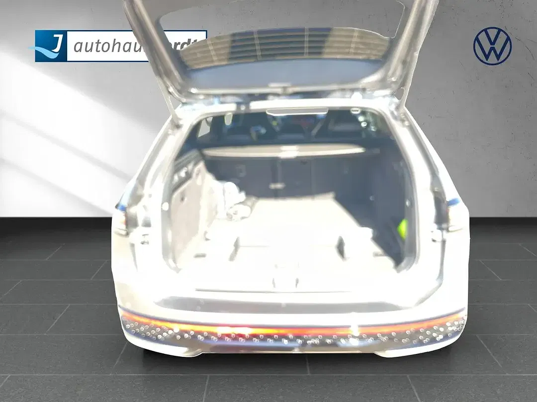 Volkswagen Passat Variant - Thumbnail 12