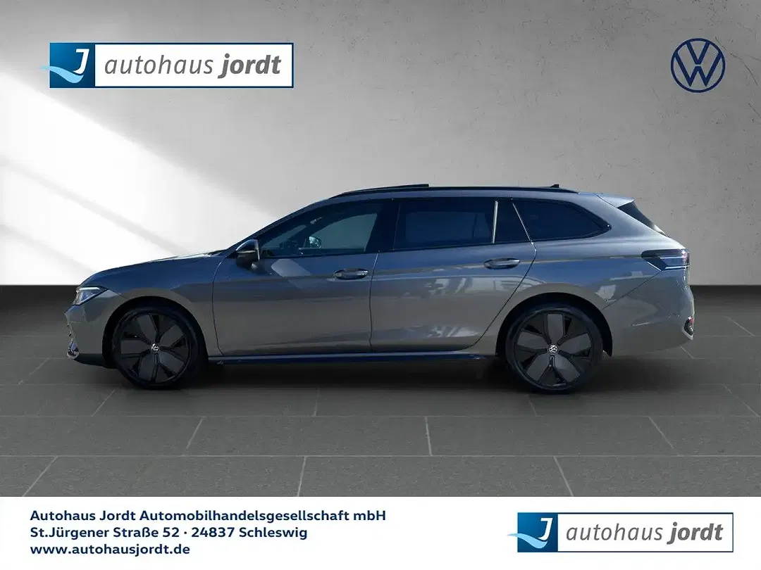 Volkswagen Passat Variant - Thumbnail 2