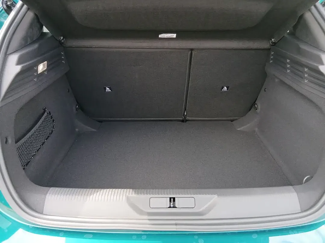 Peugeot 308 - Thumbnail 9