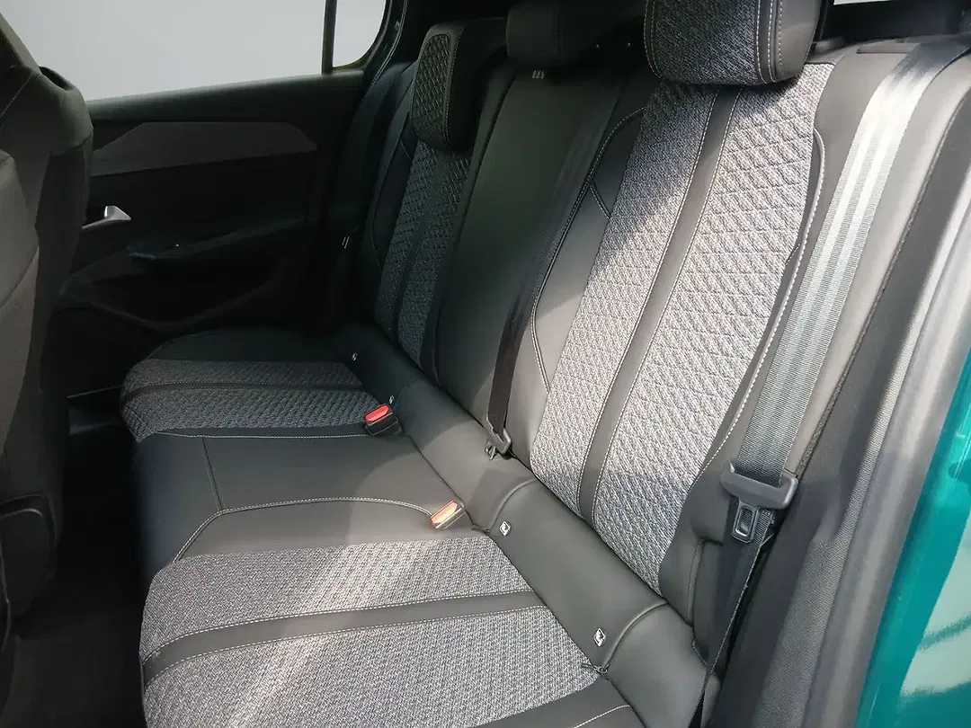 Peugeot 308 - Thumbnail 10