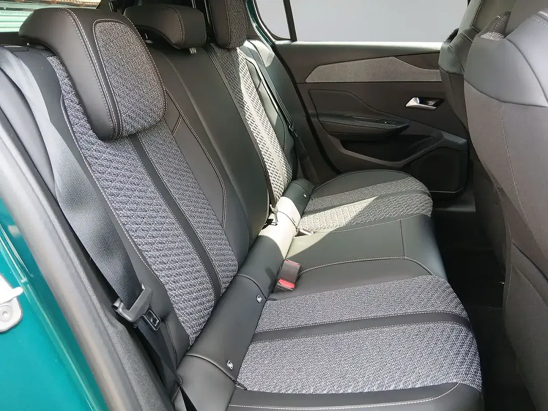 Peugeot 308 - Thumbnail 8