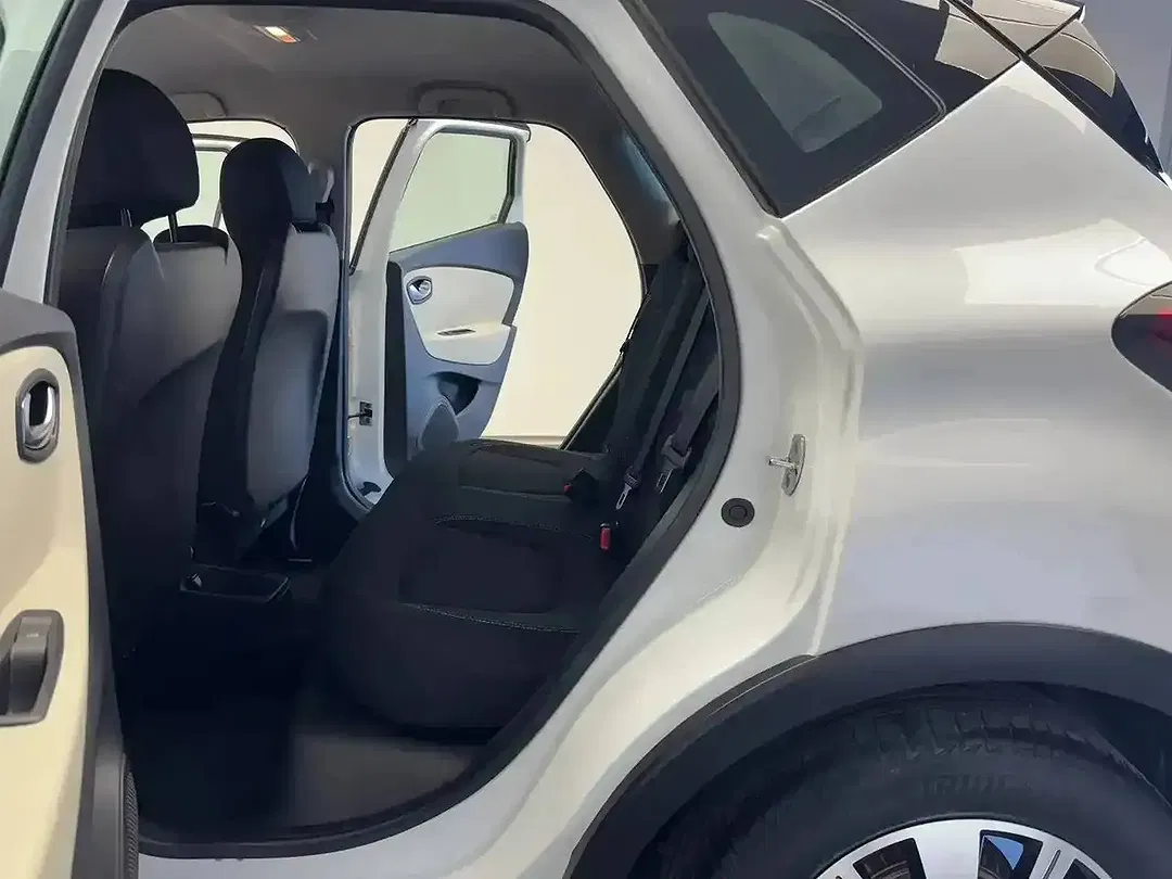 Renault Captur - Thumbnail 14