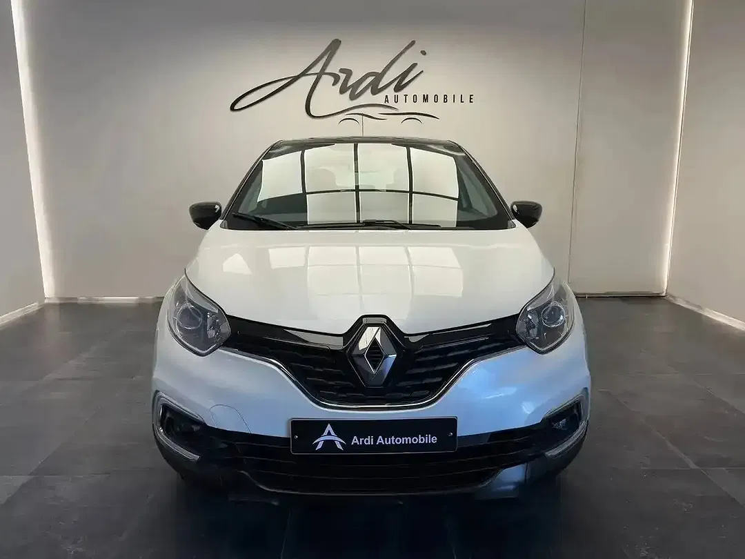 Renault Captur - Thumbnail 2