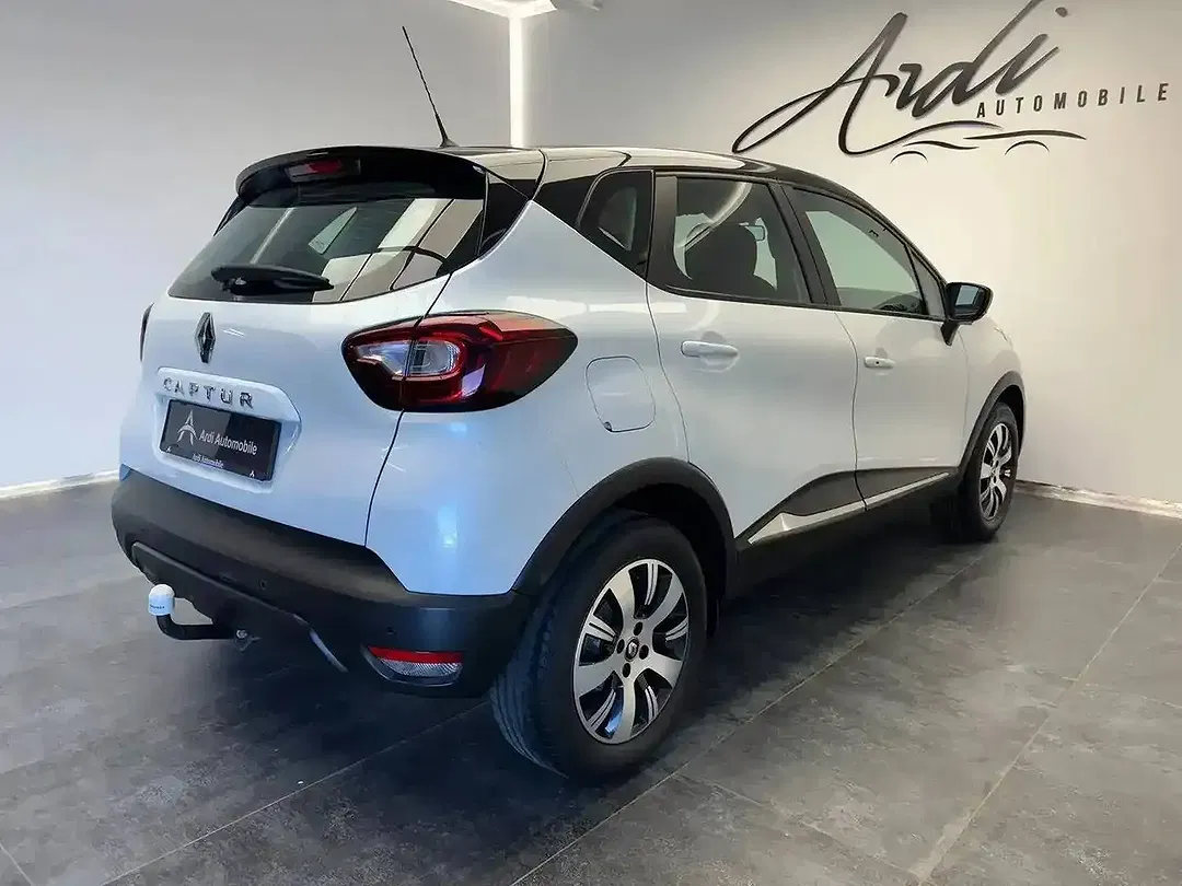 Renault Captur - Thumbnail 4