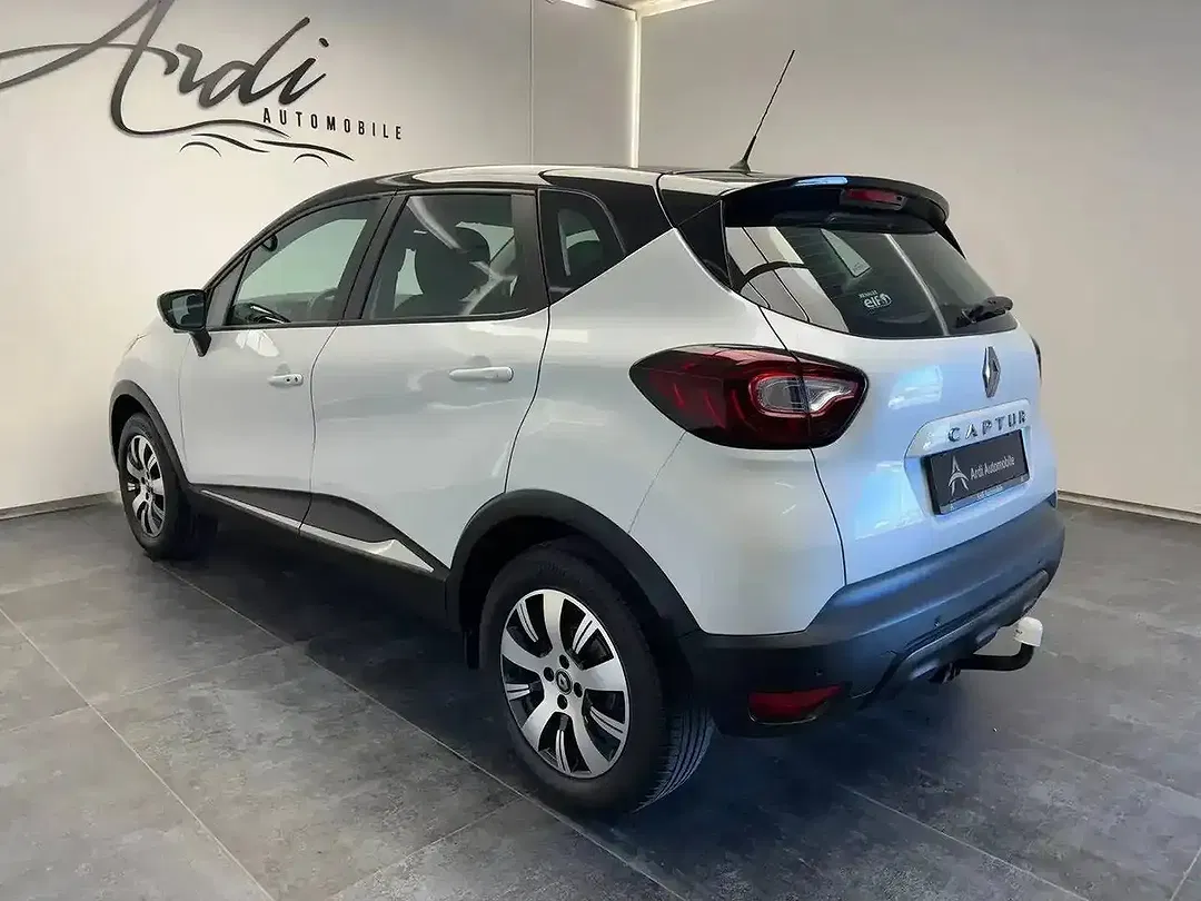 Renault Captur - Thumbnail 6