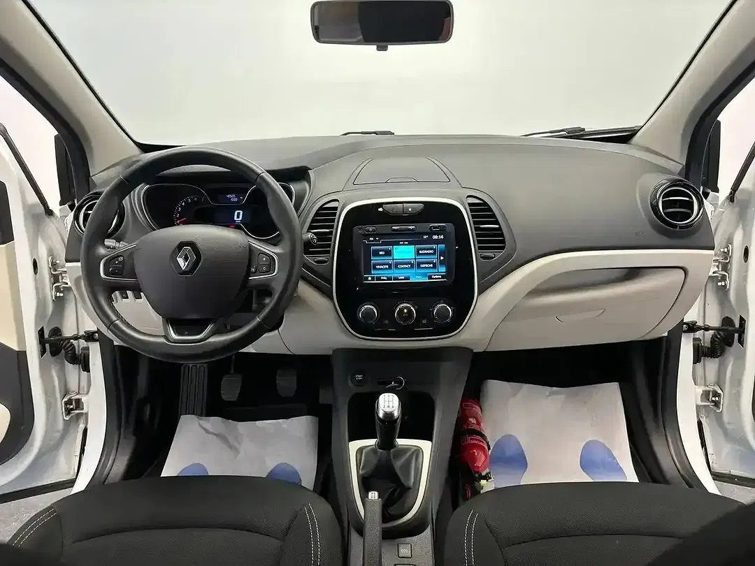 Renault Captur - Thumbnail 8