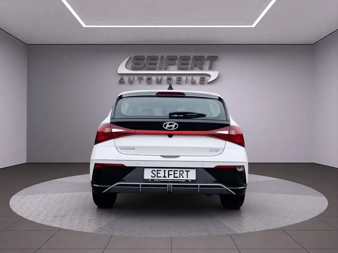 Hyundai i20 - Thumbnail 4