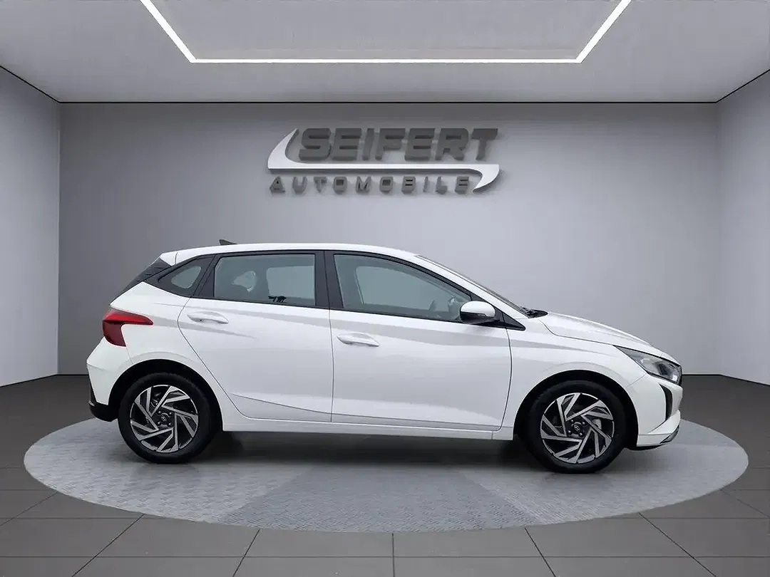 Hyundai i20 - Thumbnail 6