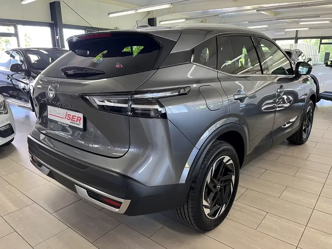 Nissan Qashqai - Thumbnail 4