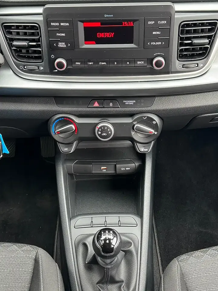 Kia Rio - Thumbnail 11