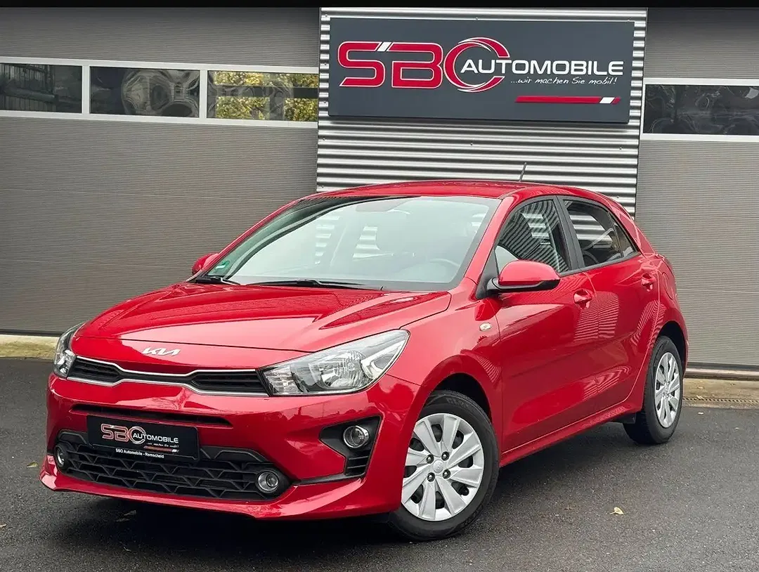 Kia Rio - Thumbnail 2